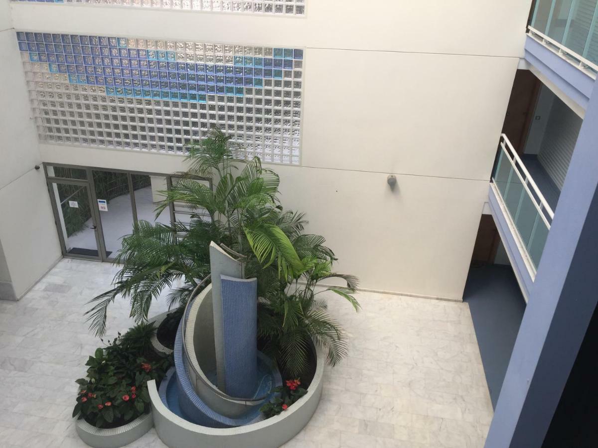 Apartamento En Playa Capellans سالو المظهر الخارجي الصورة